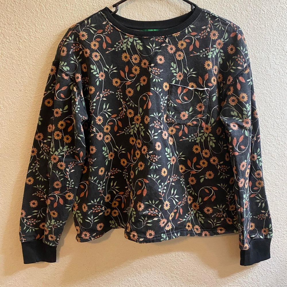 Flower Crew Neck Sweater